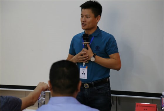 左右手創(chuàng  )始人盧建華先生精彩分享 (1)