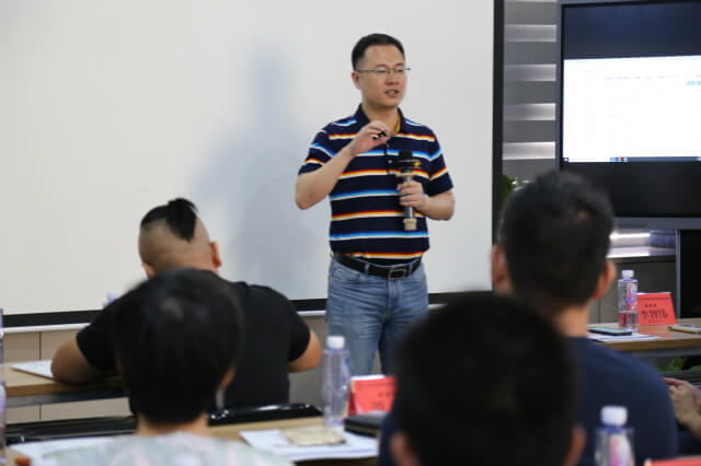 左右手合伙人深圳百得勝陳總精彩分享-為何加盟左右手？