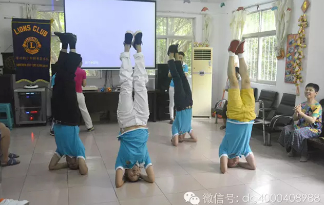 關(guān)愛(ài)老人我們在行動(dòng)---左右手與深圳獅子會(huì )精英服務(wù)隊走近南山敬老院