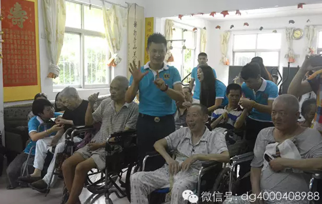 關(guān)愛(ài)老人我們在行動(dòng)---左右手與深圳獅子會(huì )精英服務(wù)隊走近南山敬老院