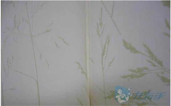 壁紙翹邊的原因是什么？壁紙開(kāi)膠處理方法