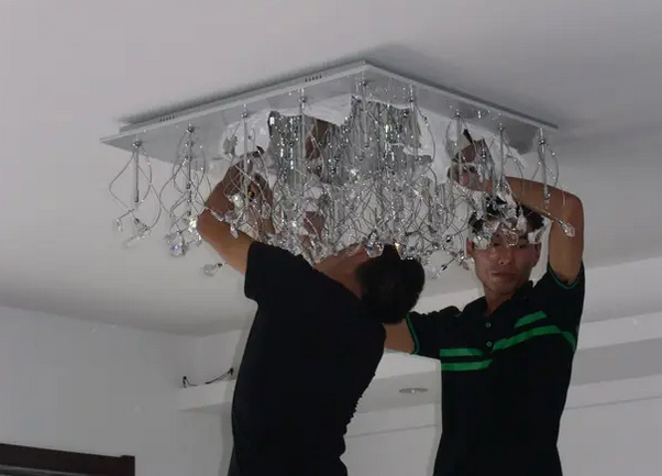 家具安裝：燈具安裝有哪些要求？燈具品牌介紹