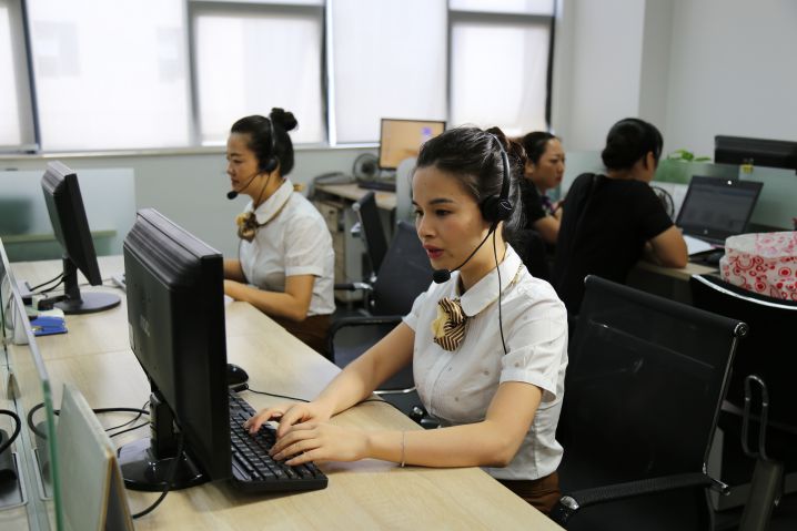 家具設計客服上門(mén)前聯(lián)系